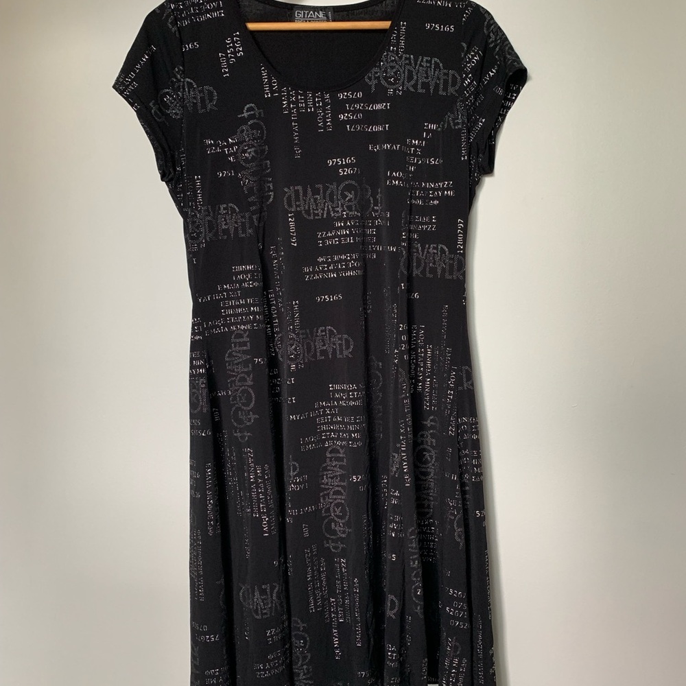 Gitane || Elegant Black Graphic Dress